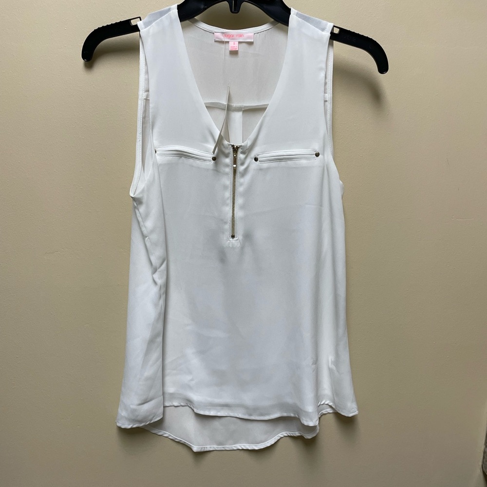 White sleeveless Top